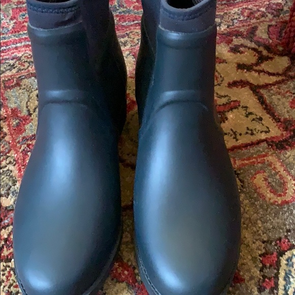 Tory Burch Dark Navy Rubber Boots - Picture 3 of 3